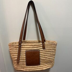 Straw tote bag